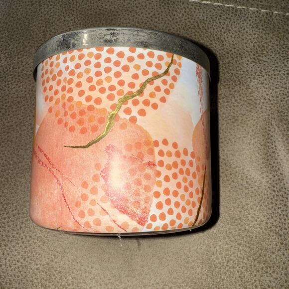 NEW Bath And Body Works Pineapple Mango 3-Wick‎ Candle 25-45 hours 14.5 oz BBW - Picture 3 of 10